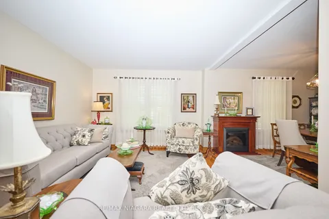 524 Lakeview Road, ON L2A 4W6