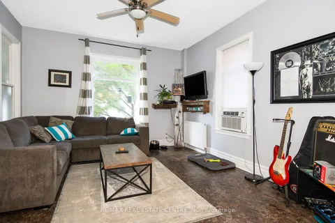 132 First Avenue, ON L9V 3K1