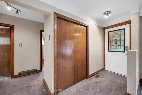 85 East 45th Street, ON L8T 3J9