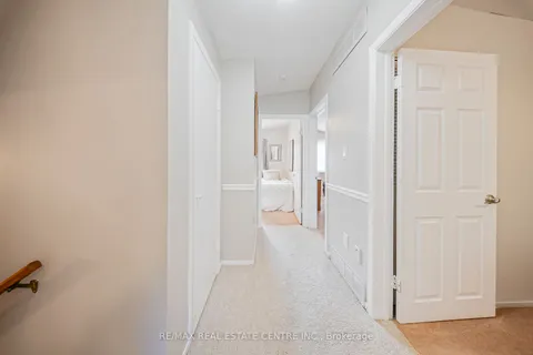 23 Coral Drive, ON L8V 2N4