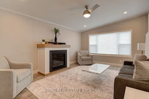 213 Carolynn Way, ON N4W 3G8