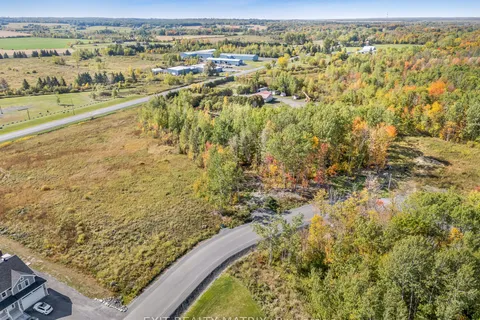 102 Soulanges Street, ON K0B 1K0