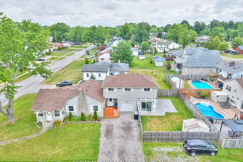 1444 Lakehurst Avenue, ON L2A 3A3