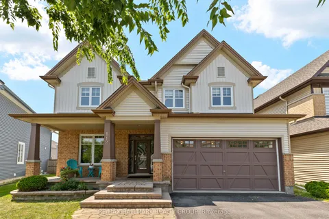 112 Gracewood Crescent, ON K1T 0J5