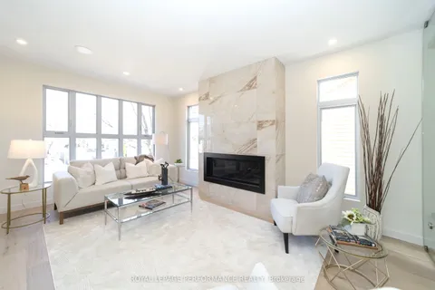 424 Avondale Avenue, ON K2A 0S3