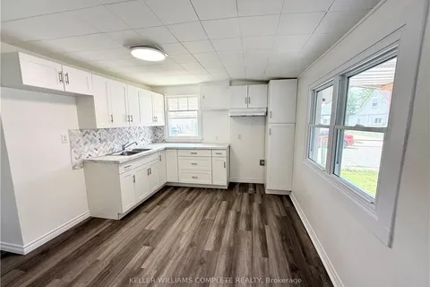 20 McNaughton Avenue, ON N8A 1R8