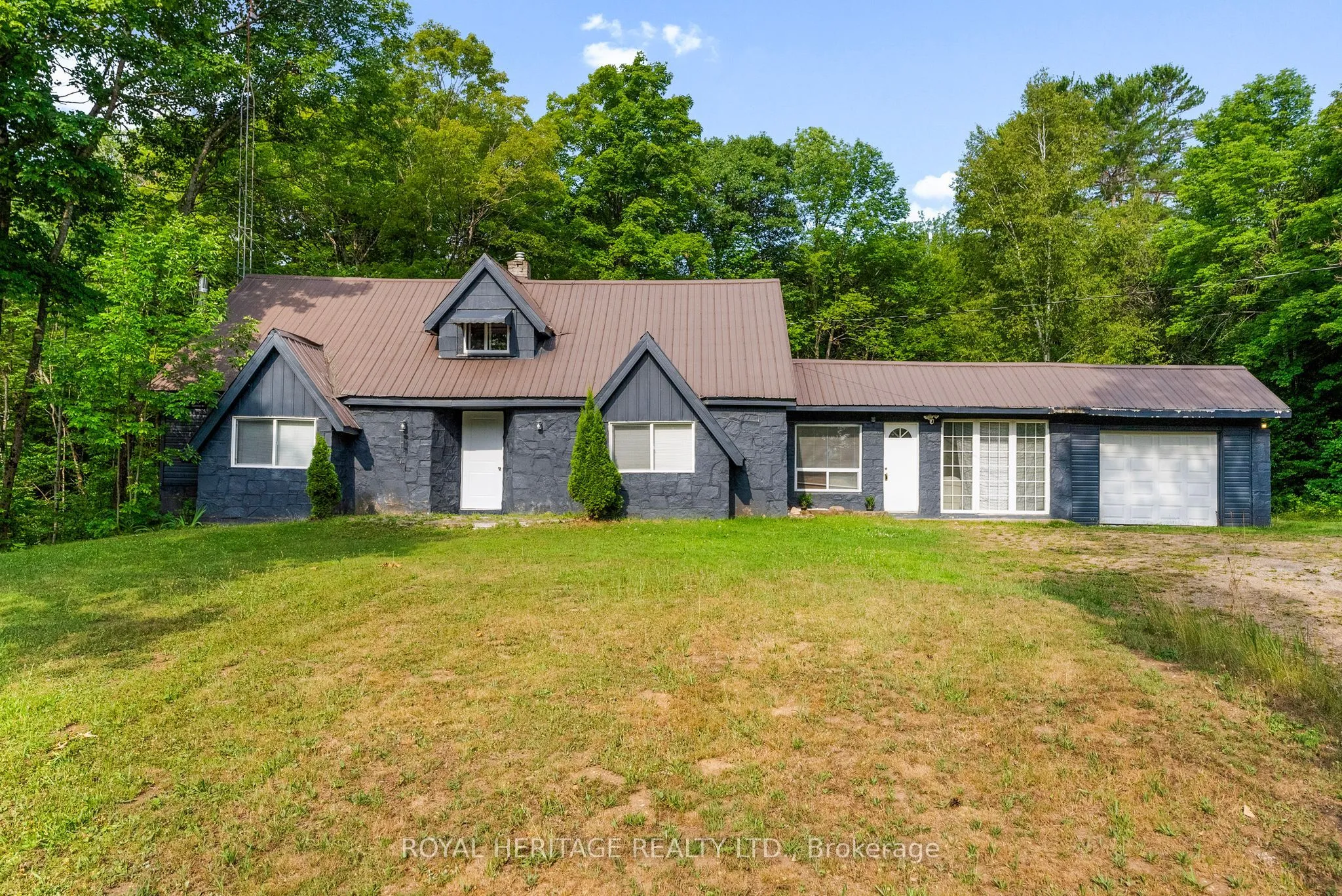 17415 35 Highway, ON K0M 2K0