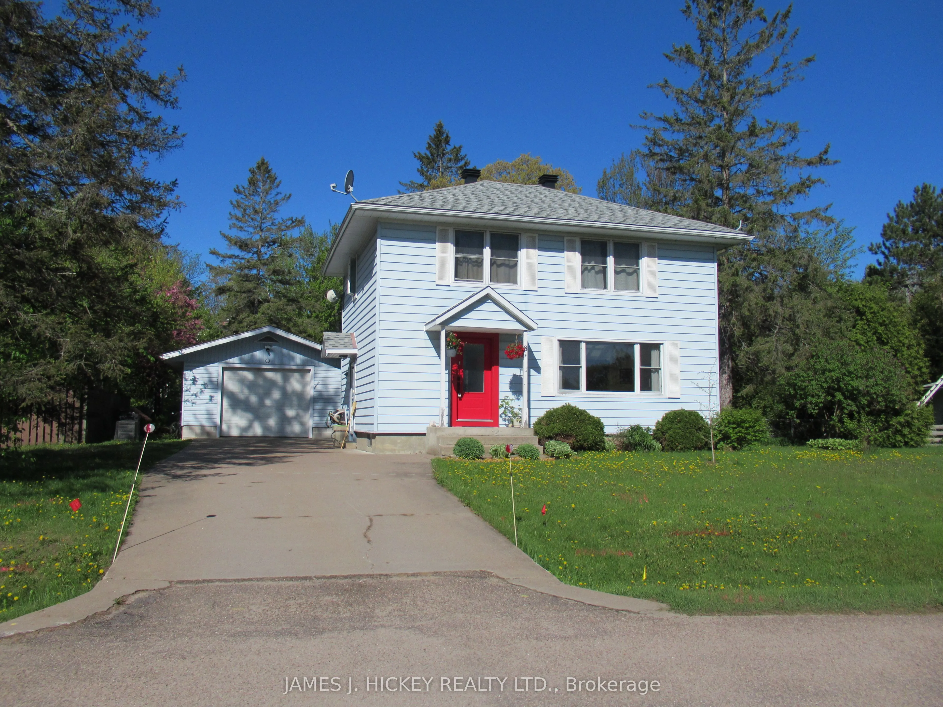 8 Tweedsmuir Place, ON K0J 1P0