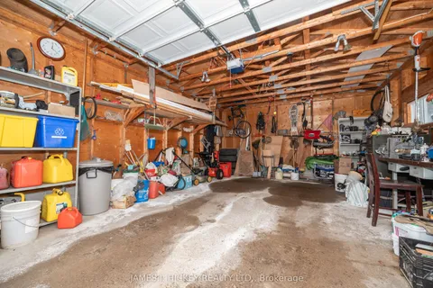 8 Tweedsmuir Place, ON K0J 1P0