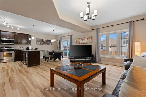 82 Mountain Ash Drive, ON K8N 0E3