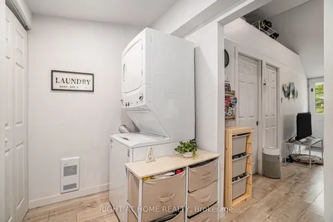 15 Willis James Lane, ON K7S 2A5