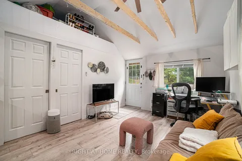 15 Willis James Lane, ON K7S 2A5