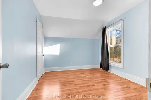 224 Burlington Street, ON L8L 4H1