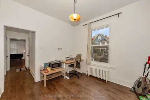 196-194 Augusta Street, ON K1N 8C3