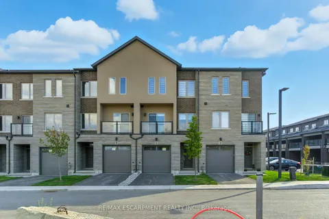 4 Clear Valley Lane, ON L0R 1W0