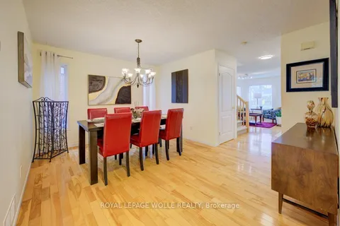 704 Shediac Crescent, ON N2K 4H5