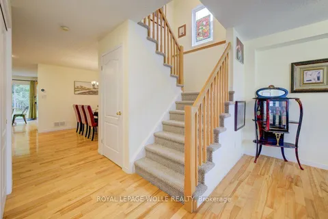 704 Shediac Crescent, ON N2K 4H5