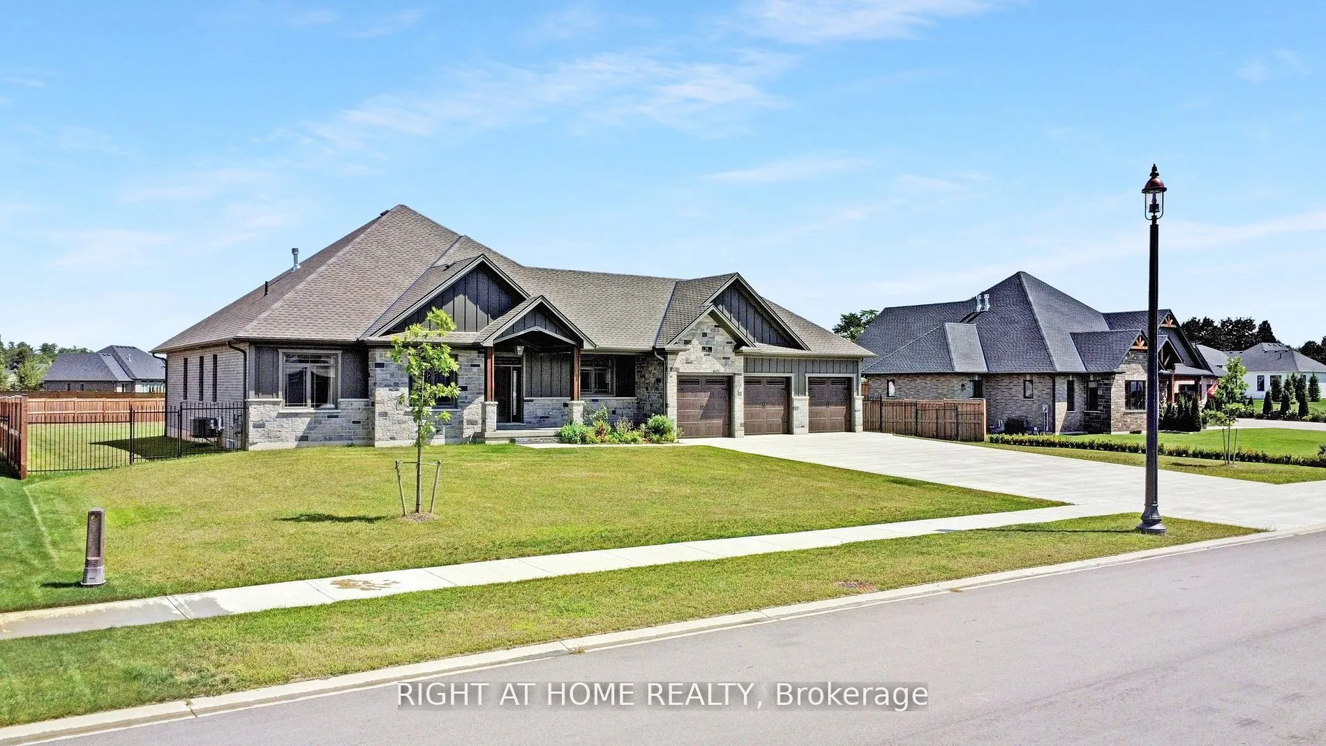 18 August Crescent, ON N0J 1R0