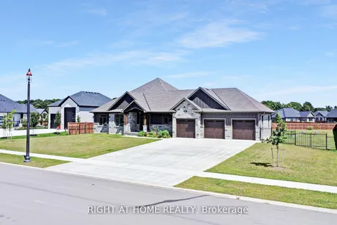 18 August Crescent, ON N0J 1R0