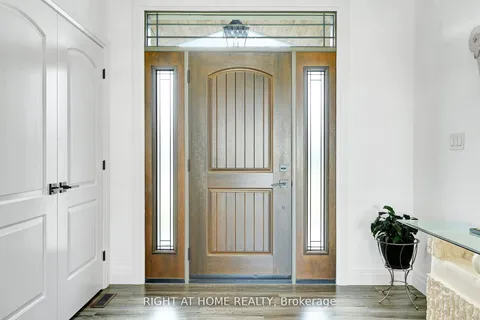 18 August Crescent, ON N0J 1R0