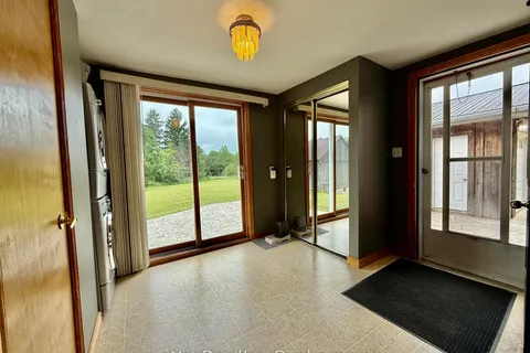 99 6 Concession N/A, ON N0G 1K0