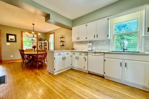 99 6 Concession N/A, ON N0G 1K0