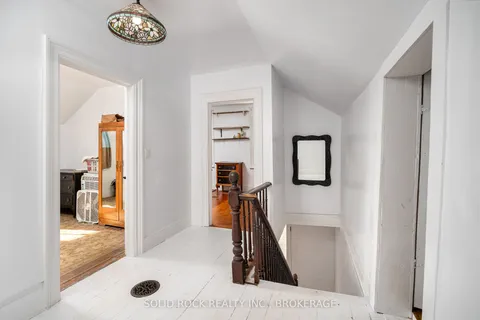 108 Queen Street, ON K0L 2L0