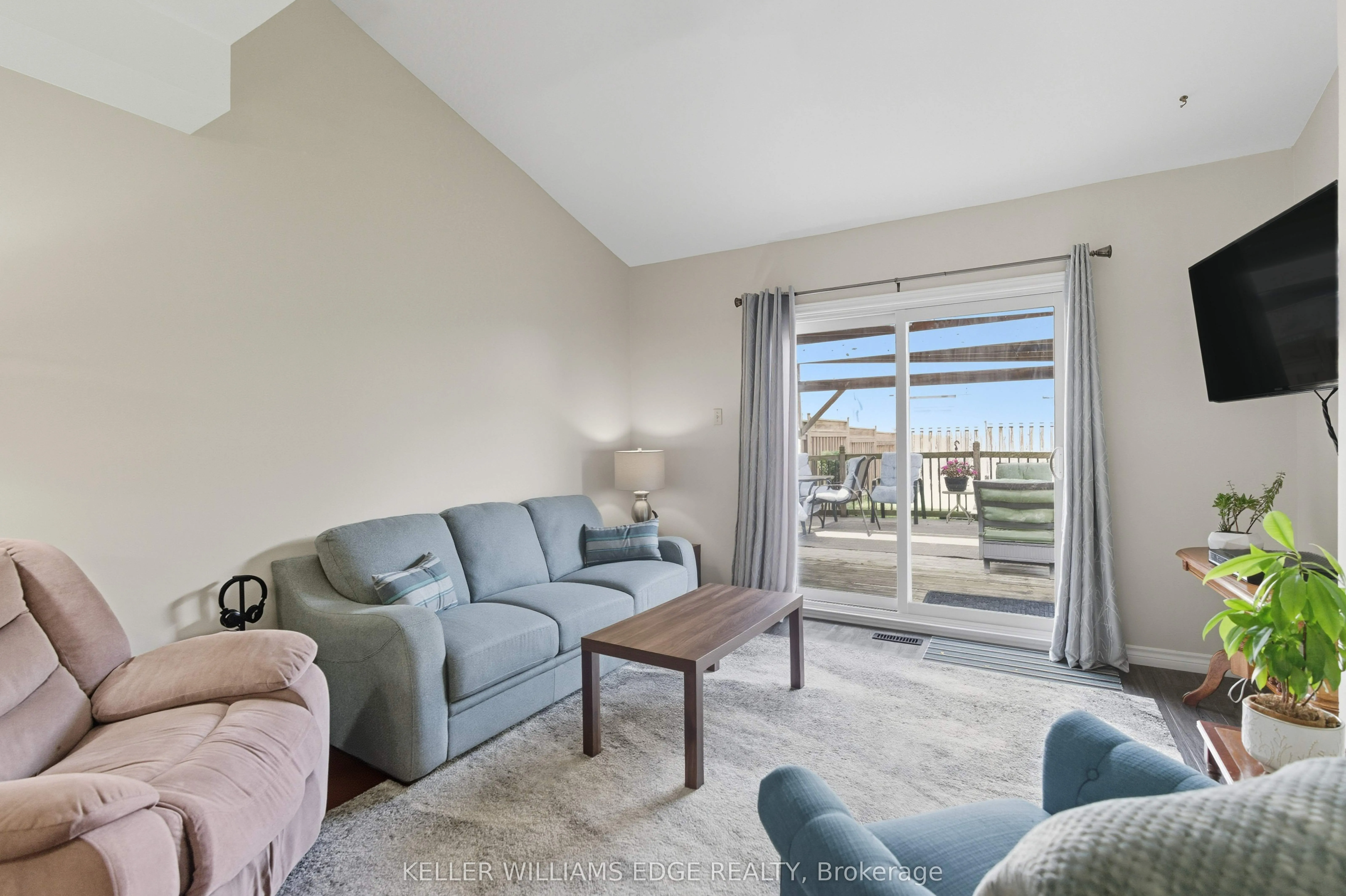 56 Muscot Drive, ON L8J 2B3