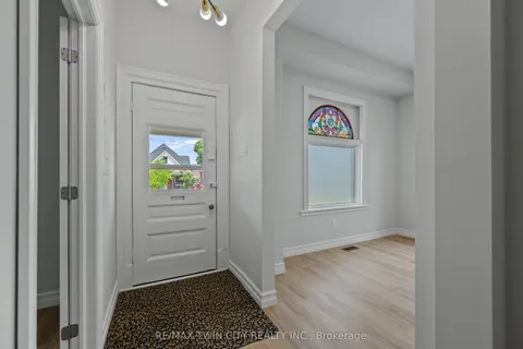 41 Chestnut Street, ON N5R 2A8