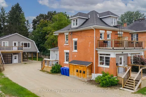 285 9th Street, ON N4N 1L3