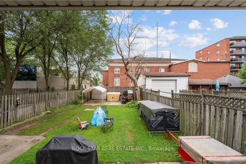 34 Cliff Avenue, ON L8V 2R9