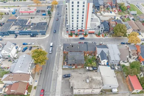 202 Cannon Street, ON L8L 2A8