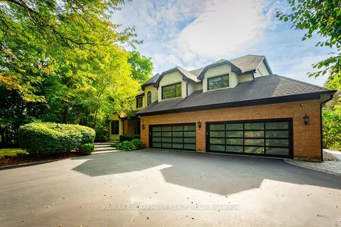 12 Blackberry Place, ON L0R 1H2