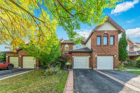 5 Harrington Court, ON K2K 2S7