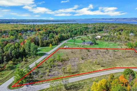 42 WAGON Drive, ON K0A 1T0