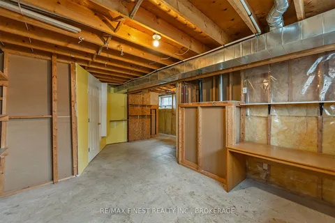 830 Peachwood Street, ON K7P 0L8