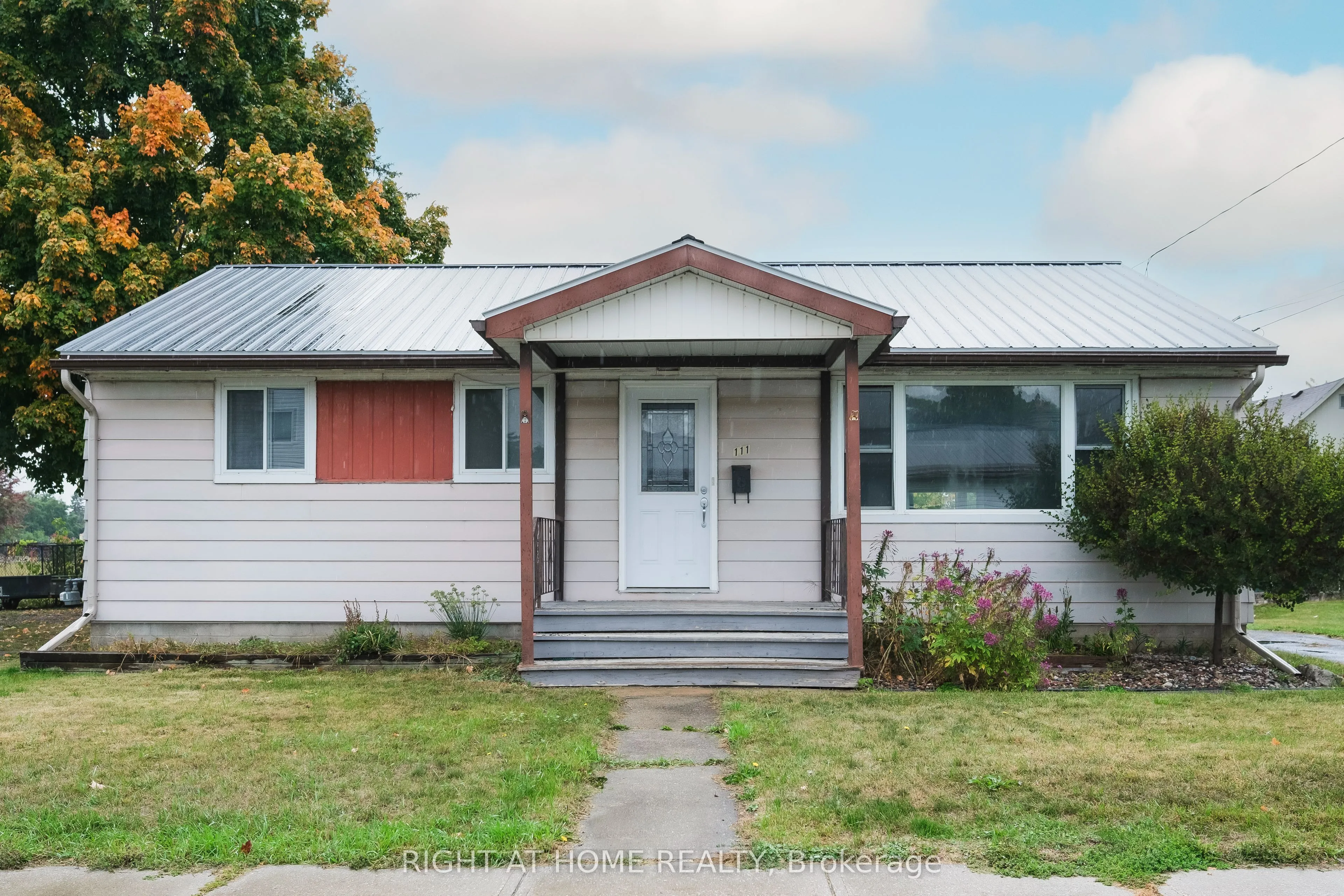 111 Landrigan Street, ON K7S 2S7