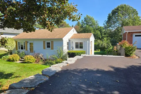 415 Elgin Street, ON N2Z 2V4