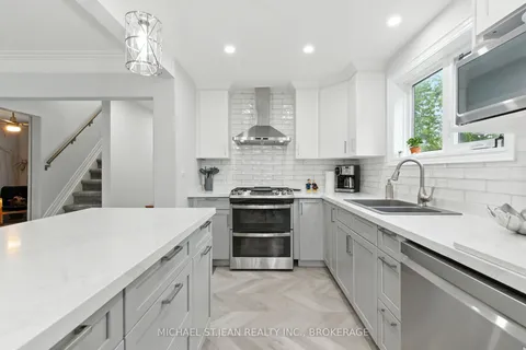 29 Sauer Avenue, ON L3B 5H3