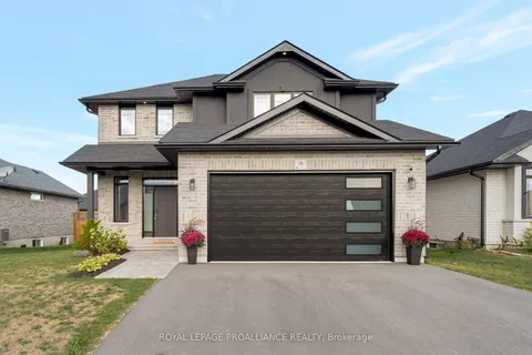 18 RAYCROFT Drive, ON K8N 0R4