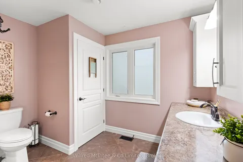 22 Nyah Court, ON N0G 2T0