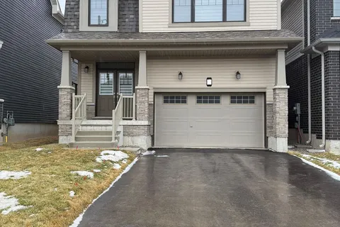 11 Wintergreen Crescent, ON N3W 0H9