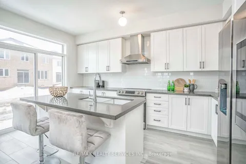 525 Red Elm Road, ON L6V 3Y5