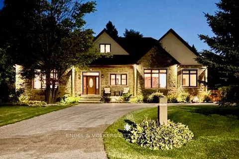 1836 Whitemarsh Crescent, ON K2W 1B5