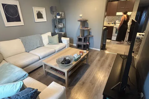 8 St Matthews Avenue, ON L8L 5P3