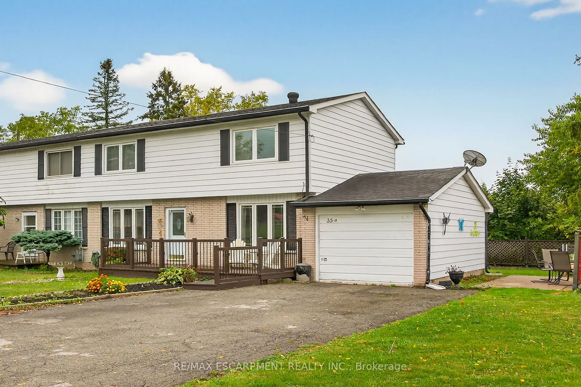 35B Seneca Street, ON N0A 1E0