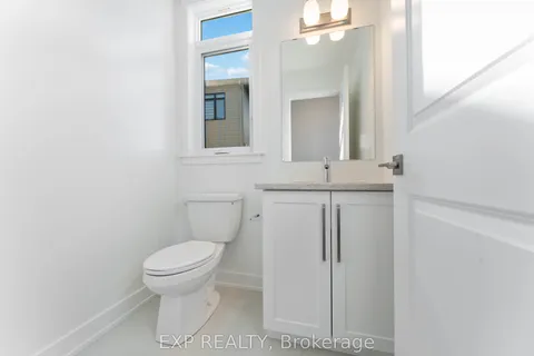 150 Highgarden Terrace, ON K1T 0W1