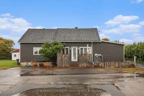 2489 Du Lac Road, ON K0A 3N0