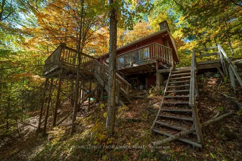 1042 East Flieler Lane, ON K0H 1K0