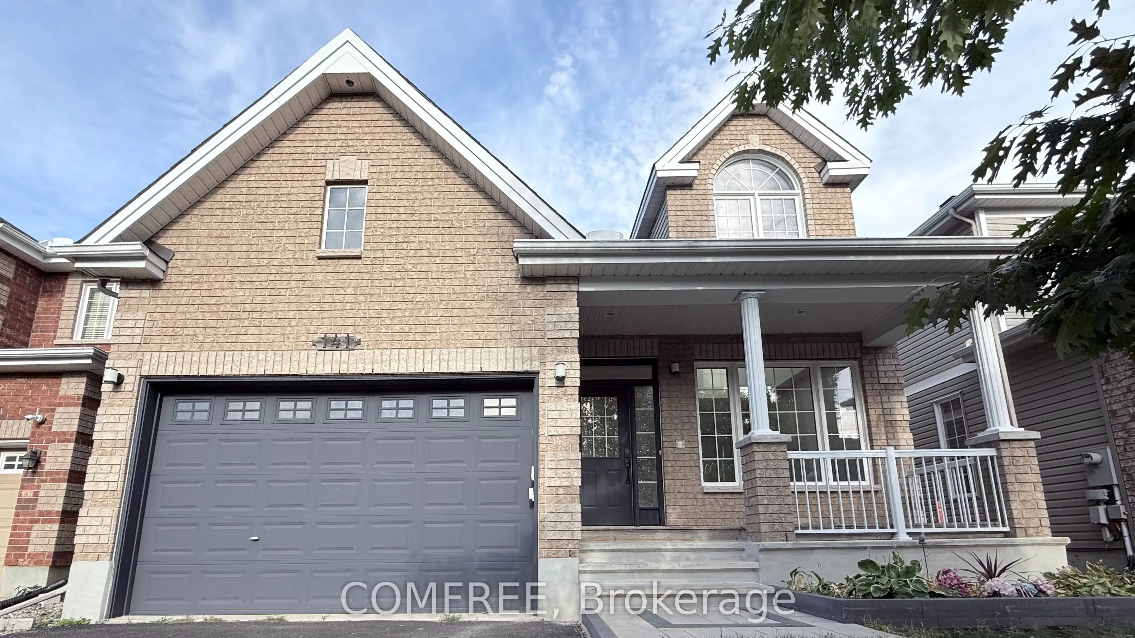 141 Stedman Street, ON K1T 0B4